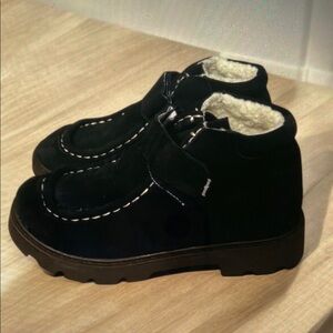 Cozy Black Kids Boots with White Stitching